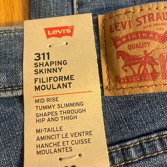 Levi’s 311 shaping skinny jeans size 30 - Picture 3 of 14